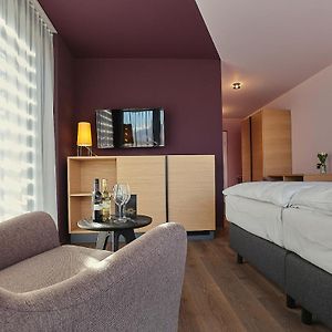 Deluxe Zimmer mit Kingsize-Bett